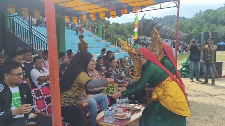 Pembukaan Pelaksanaan Piala Bergilir Open Tournament Genting Pulur CUP VI Tahun 2026 Desa Genting Pulur Kecamatan Jemaja Timur Kabupaten Kepulauan Anambas