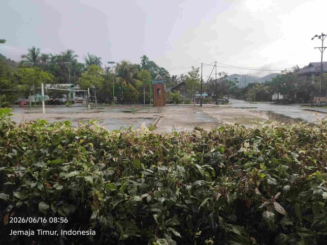 
					Cuaca Buruk Landa Ulu Maras, Warga Diimbau Tingkatkan Kewaspadaan