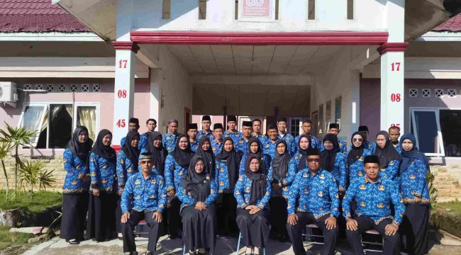 Apel Pagi ASN Kantor Kecamatan Jemaja Timur | Rabu, 17 Hari Bulan Juni 2026 Menggunakan Pakaian Korpri