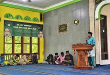 Kades Ulu Maras Mengucapkan Selamat Tahun Baru Hijriah 1448 H pada Peringatan 10 Muharram di Masjid Al-Munawwarah